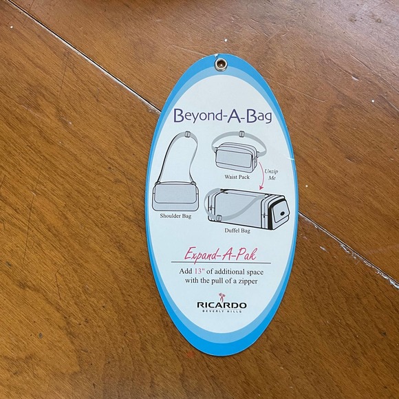 Expandable Bag Purple Ricardo Shoulder Bag Waist Pack Duffel Adjustable Strap - Picture 9 of 10